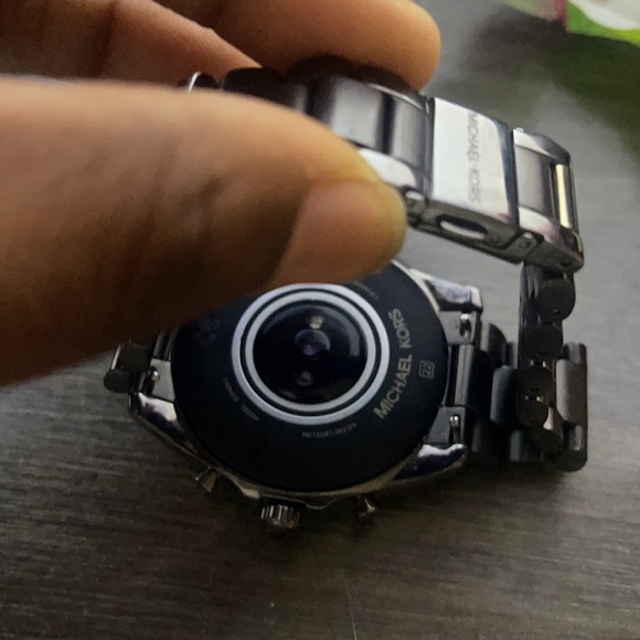 This is a Sam’ssung touch screen Michael Kora Watch - Picture 2 of 3